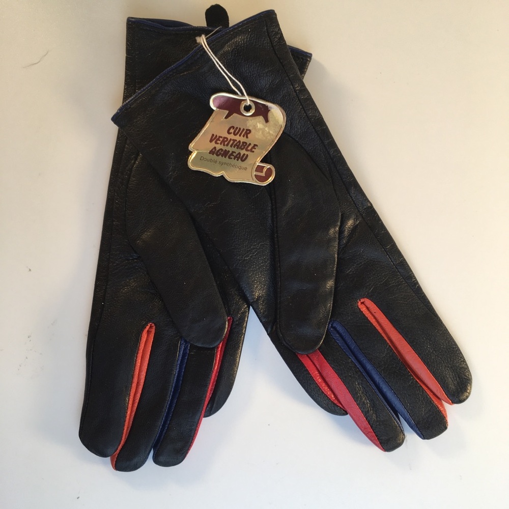 NWT Womens M faux leather driving gloves with trim